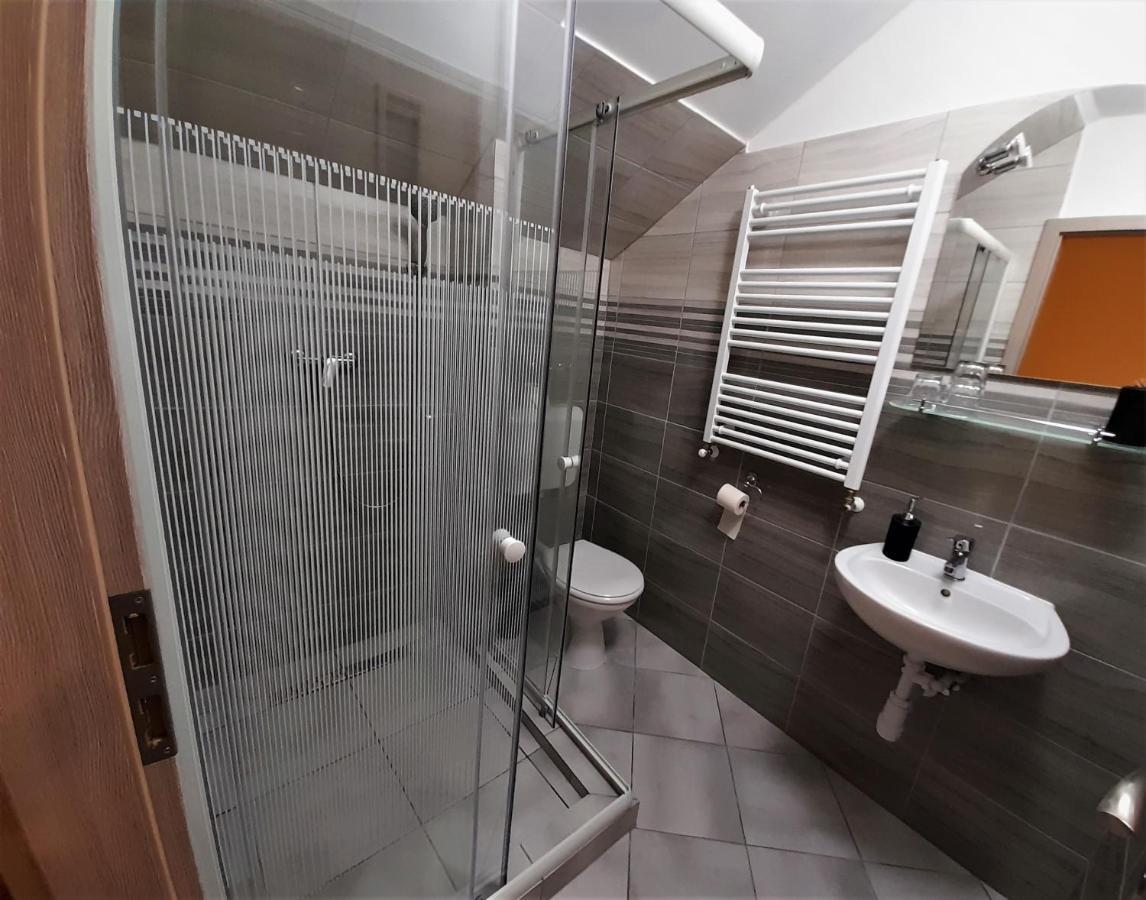 Barsony Vendeglo Es Panzio Bed and Breakfast Szécsény Buitenkant foto